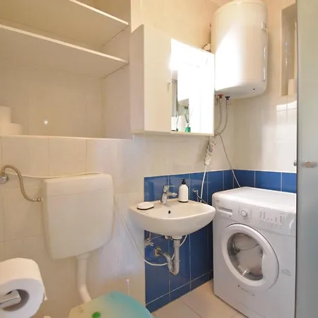 아파트 Centre With Terrace 2 *