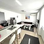 Centre With Terrace 2 Lejlighed *